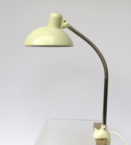 KM16 - Klemmleuchte, 30er Jahre, Kaiser-Idell, beige, Schwanenhals verchromt