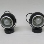 W9 - 1 Paar kleine Wandleuchten, 60er Jahre, Metall, schwarz lackiert, Alu