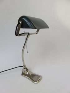 B3 - Bankerlampe, Jugendstil, LUX, Made in Austria, verchromt, dunkelgrün emaillierter Schirm