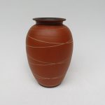BV18 - Vase, Flix Handarbeit, ges. gesch. 10/25, Ton unlasiert
