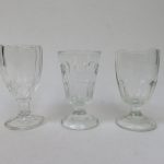 3 Stück unterschiedliche Weingläser, Preßglas, vor 1900