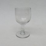 5. Glas von links