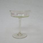 1 Sektschale, Art Deco, irrisierendes Glas