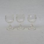 3 Südweingläser, Preßglas, vor 1900, Ascheeinschlüsse, Luftblasen