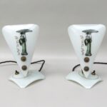 T201 - 1 Paar zierliche Tischleuchten, japanisches Dekor,  50er Jahre, Italien, Glas, Messing patiniert