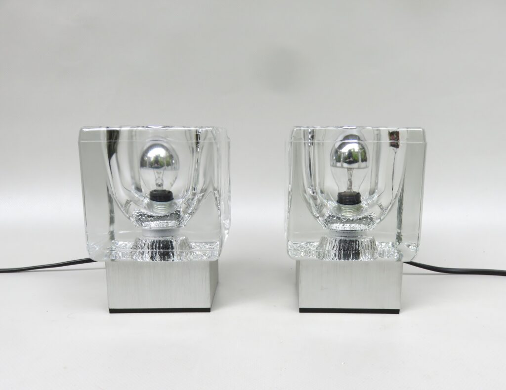 T207 - 1 Paar kleine Tischleuchten, 60er/70er Jahre, Peill & Putzler, Düren, Aluminium strichmatt, Glas