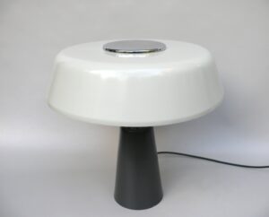 T226 - Tischleuchte, Pilzleuchte, 60er Jahre, Hillebrand-Leuchten zug., Aluminium lackiert, Messing verchromt