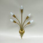 W265 – große elegante Wandleuchte, 50er Jahre, Messing, 5flammig