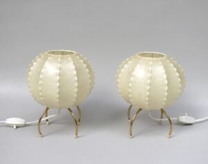 T242 - 1 Paar zierliche Tischleuchten, Cocoon, Messing, Fritz Wauer, 50er Jahre